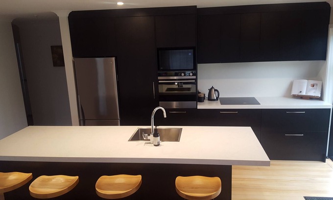 Stoke House | Family living close to Nelson's best