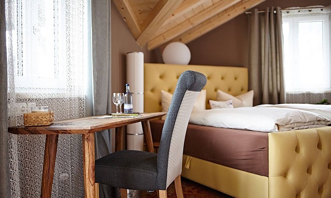 Bolsterlang Apartment | Family room with sleeping gallery and 2 balconies
