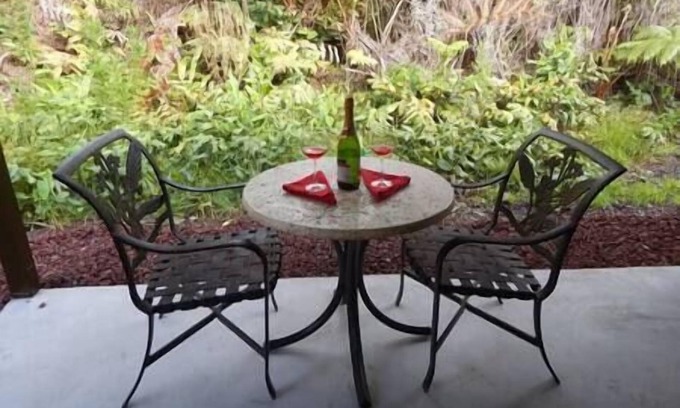 Volcano Apartment | Family Suite #1 - Two rooms w/shared hot tub, Family suite # 1 - Ulu Retreat + A'ali'i Sunset Suite