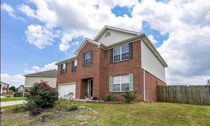 Madison House | Family type home that makes you feel home