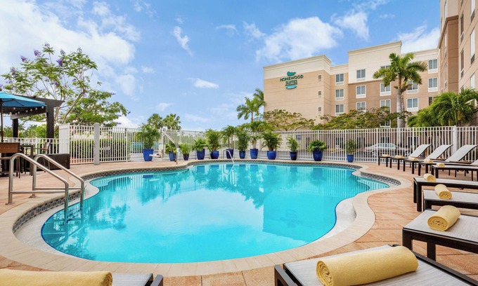 Biggar Hotel | Family Vacay! Spacious Unit w/Kitchen, Pool