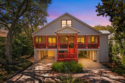 North Litchfield Beach House | Fan-Sea Like