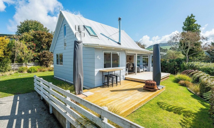 Omori House | Fantail Retreat - Lake Taupo Holiday Home