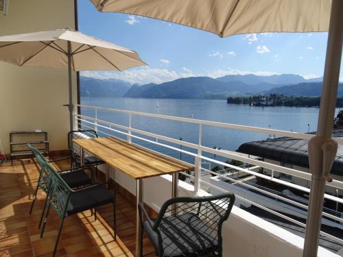 Gmunden Apartment | Fantastic Lake and Mountain View, First Row Lakeside