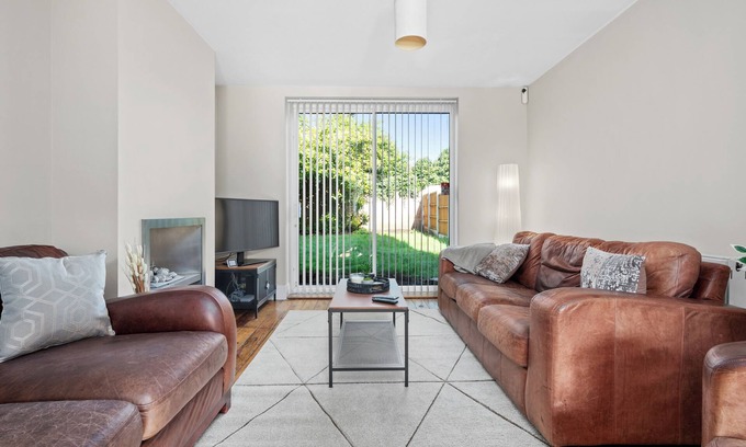 Manchester House | Fantastic, modern 3 bedroom house in West Didsbury. Close to all amenities.