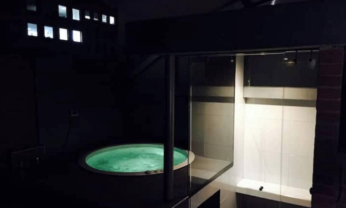 La Castellana Apartment | Fantastic Penthouse Jacuzzi Loft