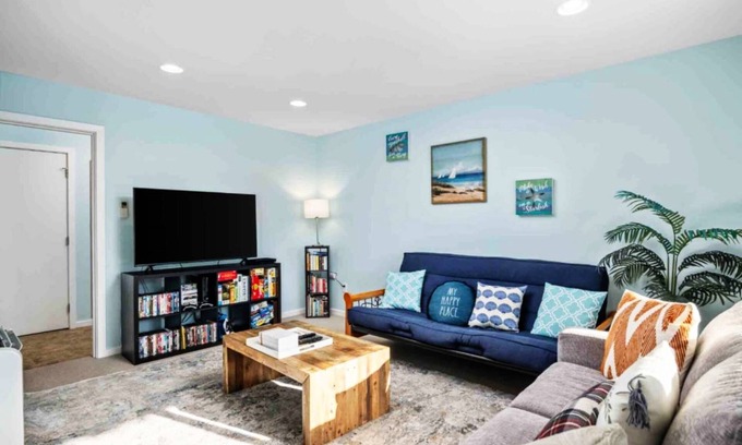 Rockaway Beach House | Fantastic Rockaway Family Escape – Close to Beach with BBQ & Fire Pit