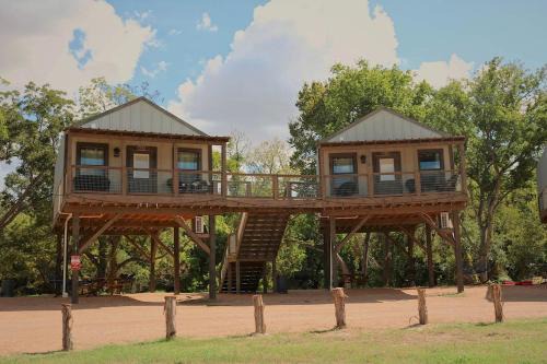 Sutherland Springs Other | Fantastic Waterfront Tented Cabin - Ideal for a Glamping Getaway near San Antonio, Texas