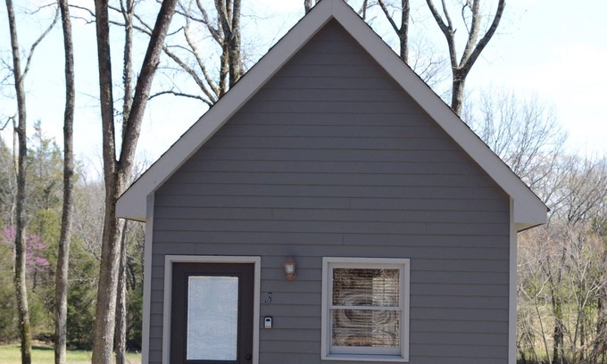 Mount Juliet Cabin | Farm Cabin 1 on 180 Acre Family Farm, Sleeps 4, Near Nashville, Weddings/Events