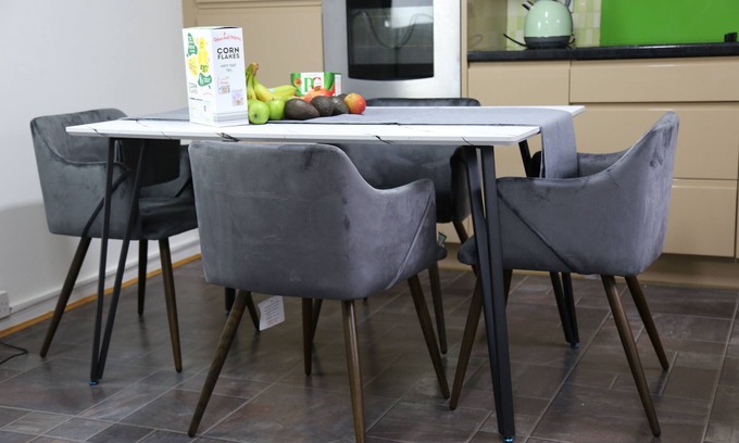 Earls Barton House | Farm View Retreat in Northampton 3BR, 1.5BR Sleeps 8 Access to Billing Aquadrome