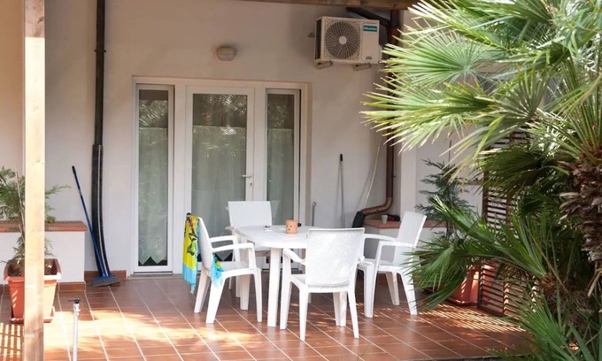 Piombino Other | Farmhouse 'Appartamento Vicino Al Mare' with Private Garden, Wi-Fi and Air Conditioning