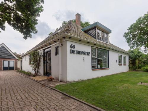 Sint Maartensvlotbrug House | Farmhouse in North Holland near Beaches