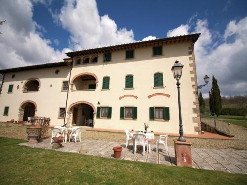 Poppi Apartment | Farmhouse in Casentino with Pool & Jacuzzi