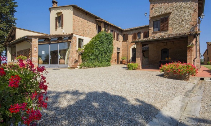 Castelfiorentino Other | Farmhouse in Castelfiorentino with Pool