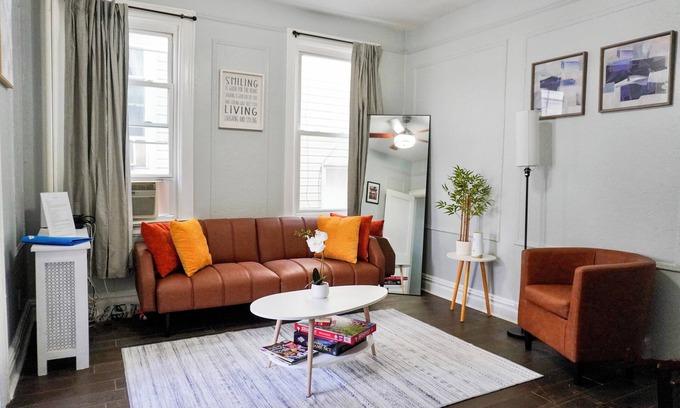 Jersey City Apartment | Fascinating apartment 10 min path and 20 min New York