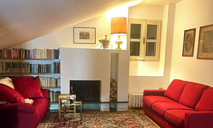 Porta Genova Apartment | Fashionable by the canals