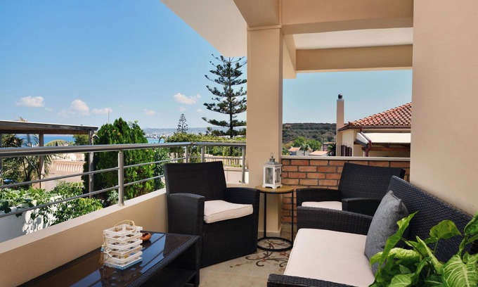 Daratsos Villa | "Favola Golden Beach Villa"