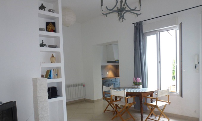 Saint-Bruno - Saint-Victor Apartment | Favorite downtown, shop Bordeaux with garden