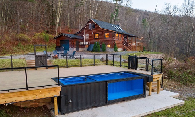 Phoenicia House | Fawn Hill Cabin: Cozy Log Cabin in Phoenicia