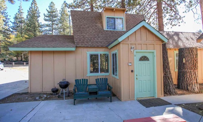 Fawnskin House | Fawnskin Lakeside Cabin - Nice cozy duplex with mountain views with a Jet Tub!