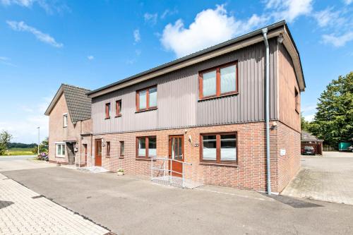 Weddingstedt Apartment | Fe Wo Koll