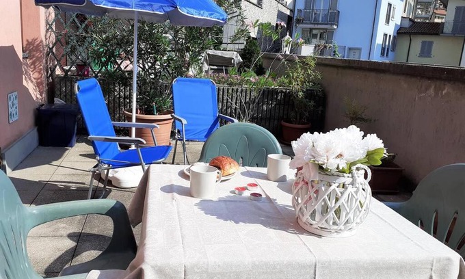 Lovere Old Town Apartment | Feel at Home - CASA LOREDANA
