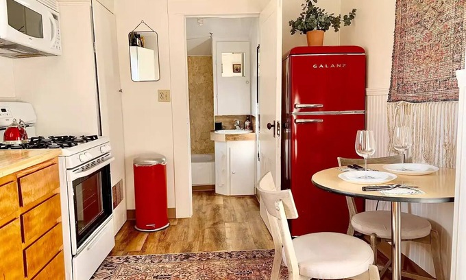 Auburn Apartment | Feel-Good Living by Downtown Auburn CA