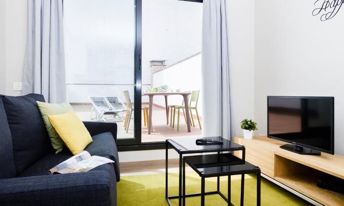 Hostafrancs Apartment | Feelathome Plaza Apartments