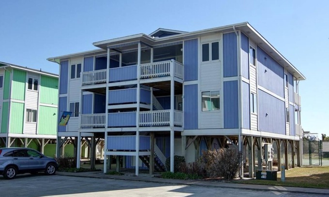 Holden Beach House | Feelin' Beachy - Upper Level Condo with Ocean and Waterway Views!