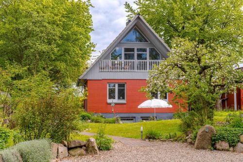 Gunneby House | Feldblick