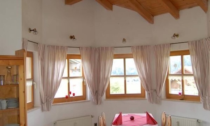 Bayerisch Eisenstein Apartment | Feriendomizil inmitten unberührter Natur. Schlafzimmer auf der Galerie.