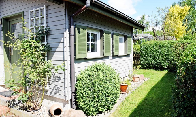 Putbus Apartment | Ferienhaus Achtern im Grünen