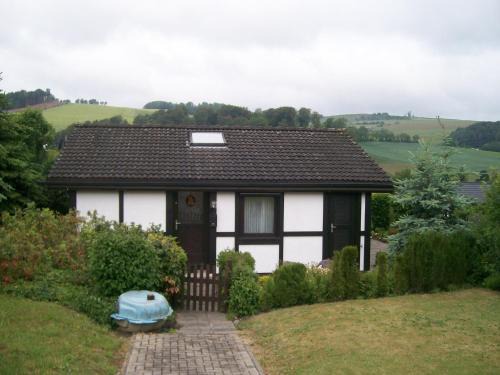 Feriendorf Hennesee House | Ferienhaus am Hennesee mit Terrasse