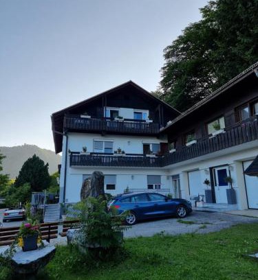 Treffen Apartment | Ferienhaus Burgblick