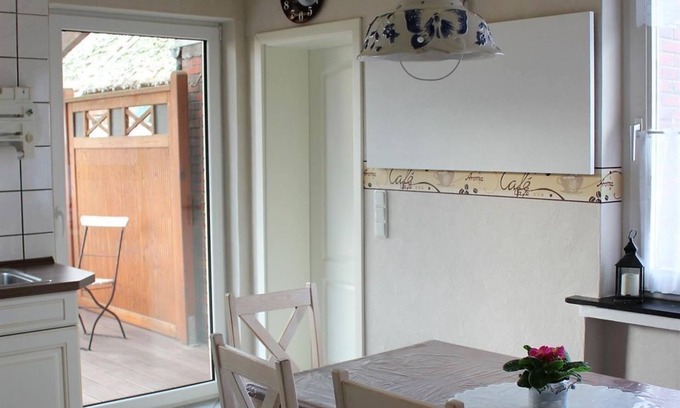 Butjadingen House | Ferienhaus Carstens-plump - Appartement/fewo, Dusche und Badewanne, 3 Schlafrä