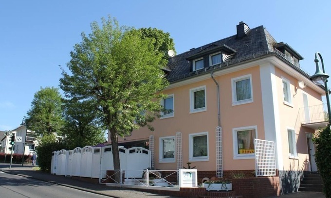 Daun House | Ferienhaus für 14 Gäste mit 210m² in Daun