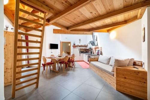 Racines Apartment | Ferienhaus Larch Soge Apt Paula