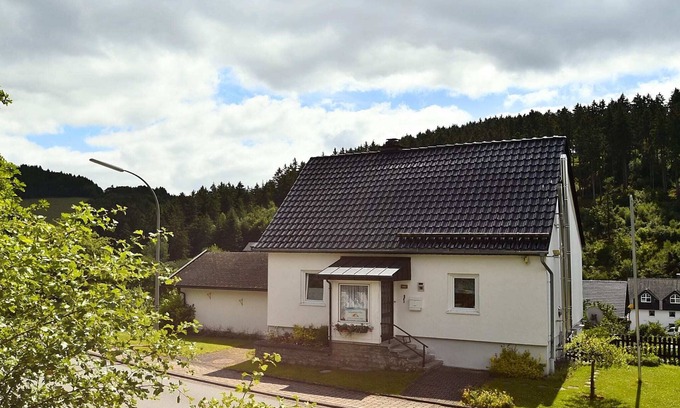Deifeld House | Ferienhaus, Medebach