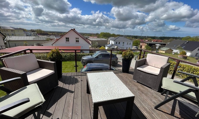Kroepelin House | Ferienhaus mit Bungalow am Wedenberg