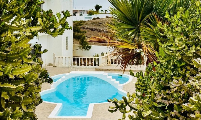 Tias House | Ferienhaus mit Pool Lanzerote