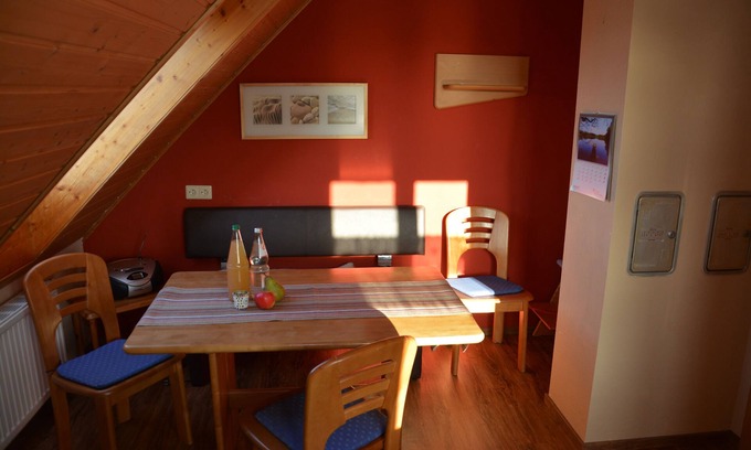 Bermatingen Apartment | Ferienhof-Dachsberg Apartment Maisonette