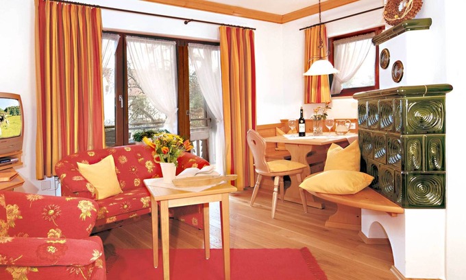 Bad Peterstal-Griesbach Apartment | Ferienwohnung mit ca. 57qm, für maximal 3 Personen (2 Erwachsene + 1 Kind)