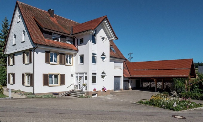 Villingen-Schwenningen Apartment | Ferienwohnung im Schwarzwald mit Terrasse