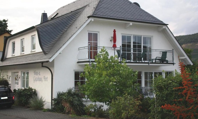 Bernkastel-Kues Apartment | Ferienweingut Port