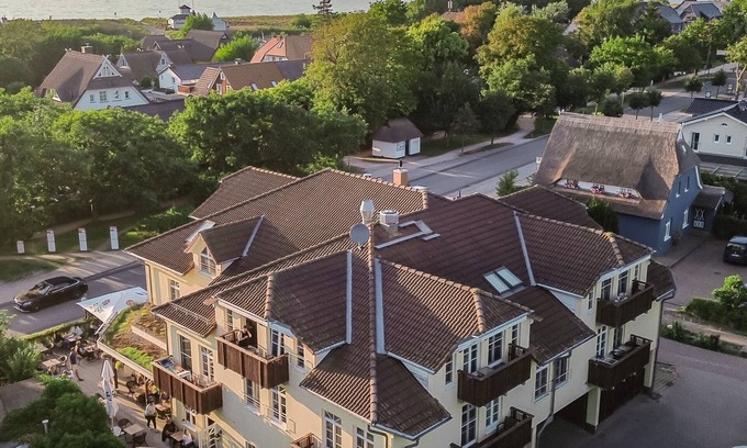 Ostseebad Ahrenshoop Apartment | Ferienwohnung "dreimaster" in Zentraler Lage nur Wenige Schritte zum Strand