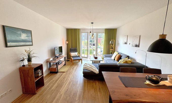 Ostseebad Dierhagen Apartment | Ferienwohnung mit Südbalkon nur Wenige Schritte vom Strand Entfernt