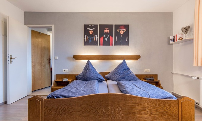 Kniebis Apartment | Ferienwohnung 1, 25qm mit 1 Schlafzimmer für max. 2 Personen