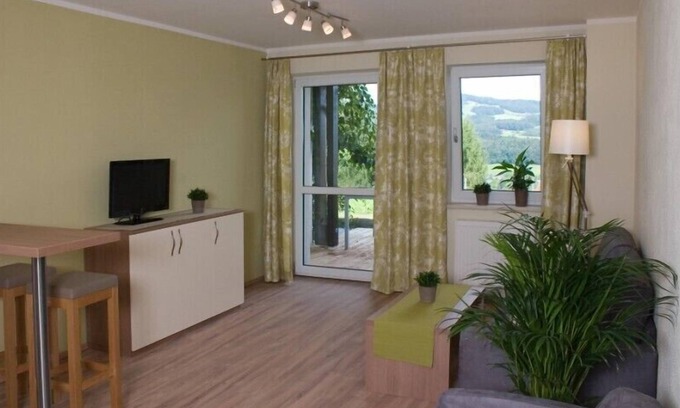 Aufham Apartment | Ferienwohnung 1 "Bad Reichenhall", Nichtraucher, 2 Schlafzimmer, Sat-TV, 4 Sterne, max. 6 Personen