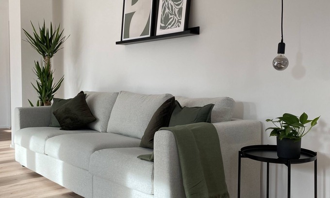 Hart Apartment | Ferienwohnung 85 qm mit Terrasse