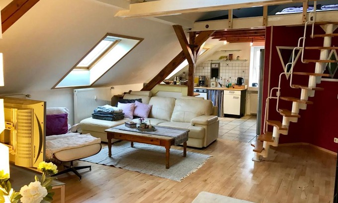 Geilenkirchen Apartment | Ferienwohnung Alte Schule